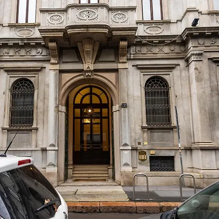 Apartman Cozy - Duomo Milánó