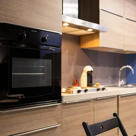 Cozy Near To Duomo Daire