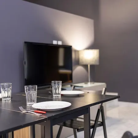 Cozy Near To Duomo Apartment Milan